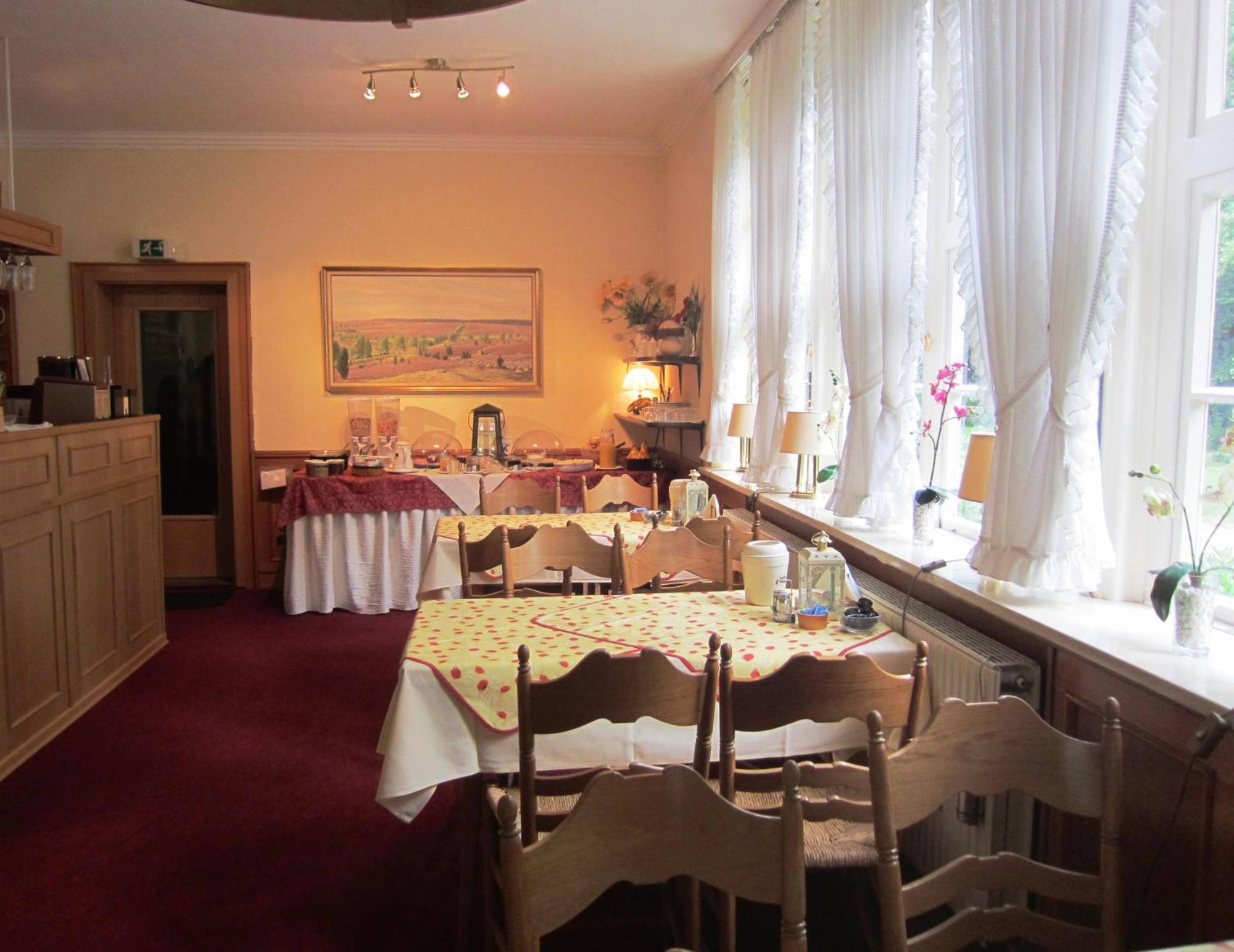 Haus Heidetal Panzió Bispingen Kültér fotó